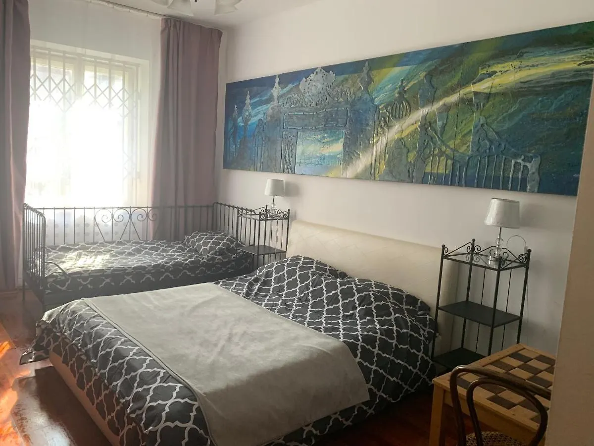 Beautiful And Charming Apartment In The Heart Of The Old Town Warsaw