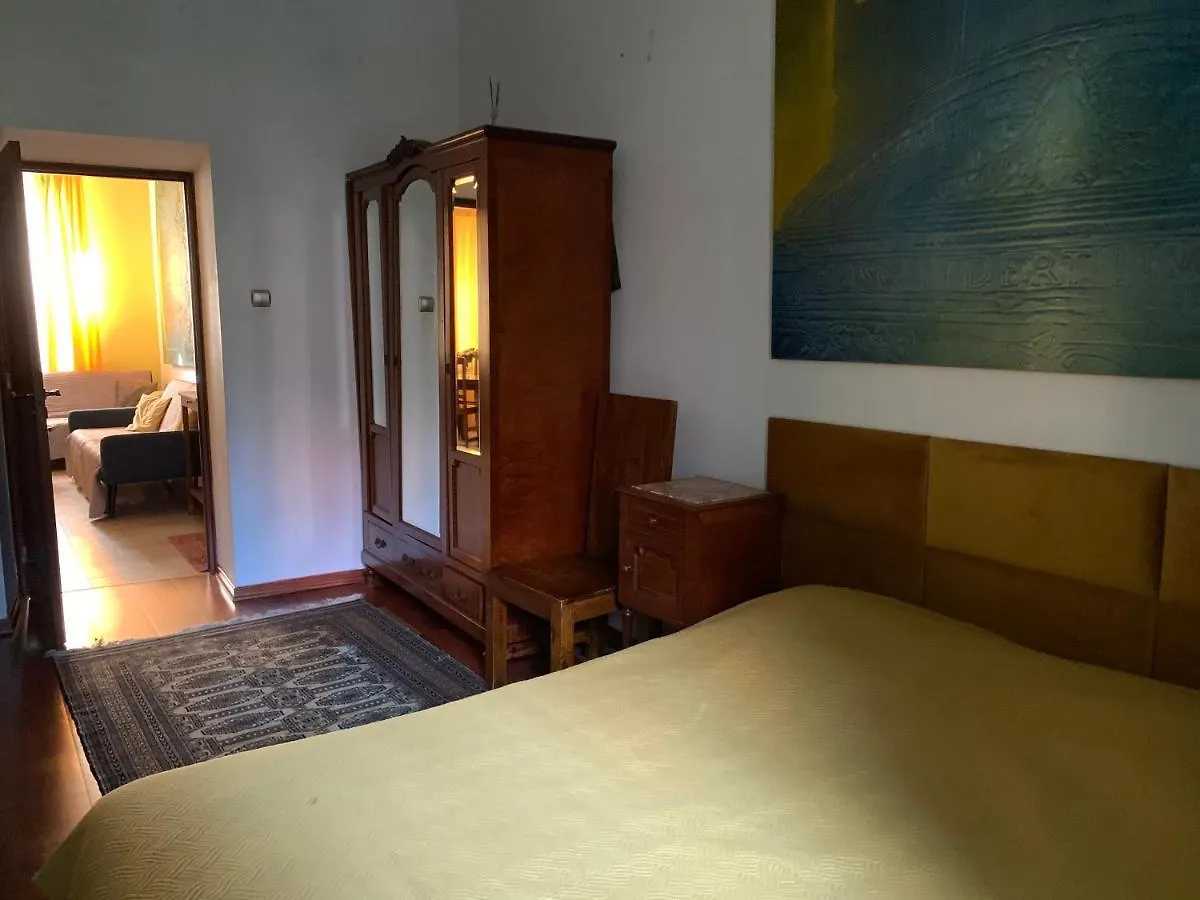 Beautiful And Charming Apartment In The Heart Of The Old Town Warsaw