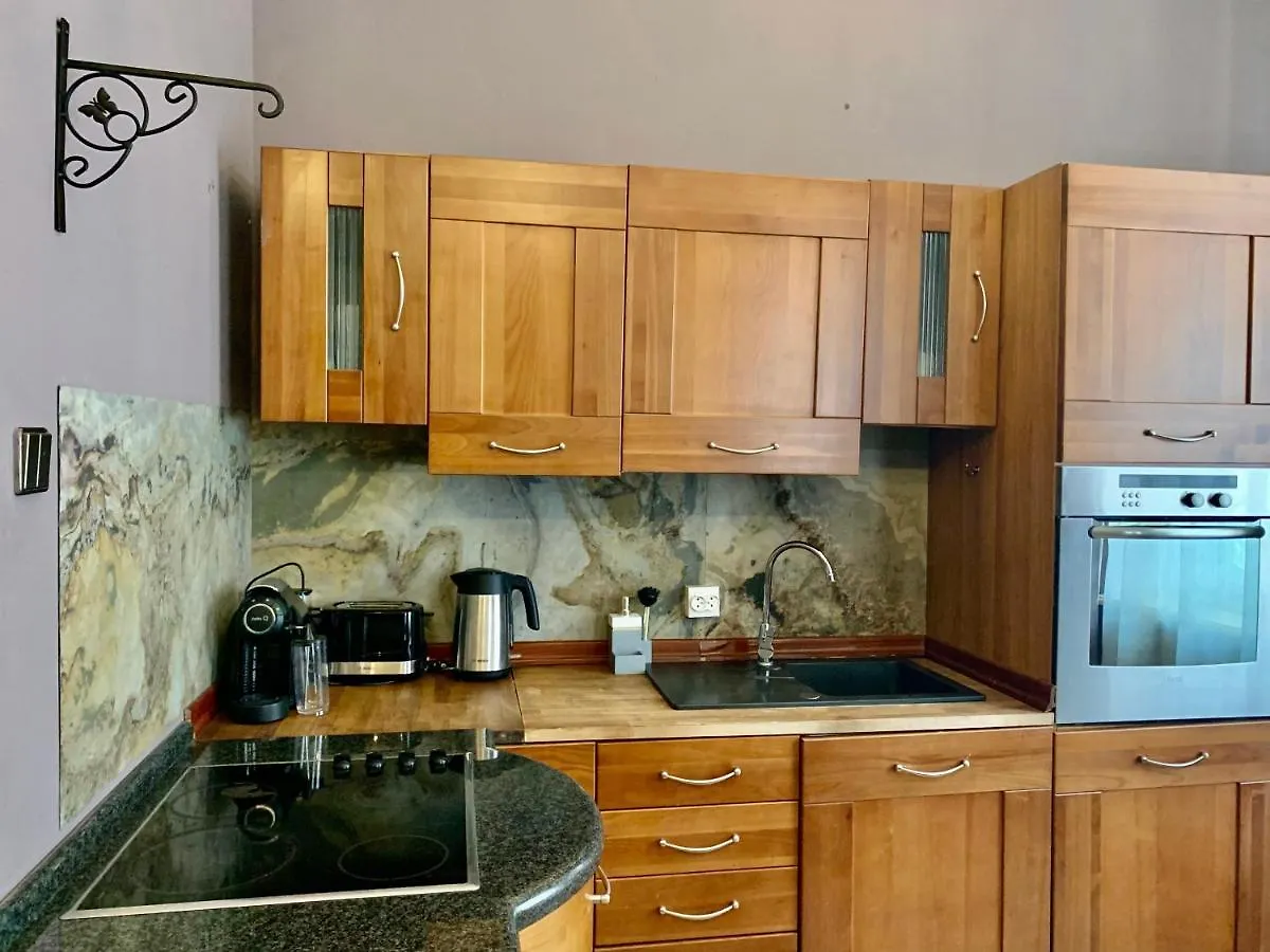 Beautiful And Charming Apartment In The Heart Of The Old Town Warsaw